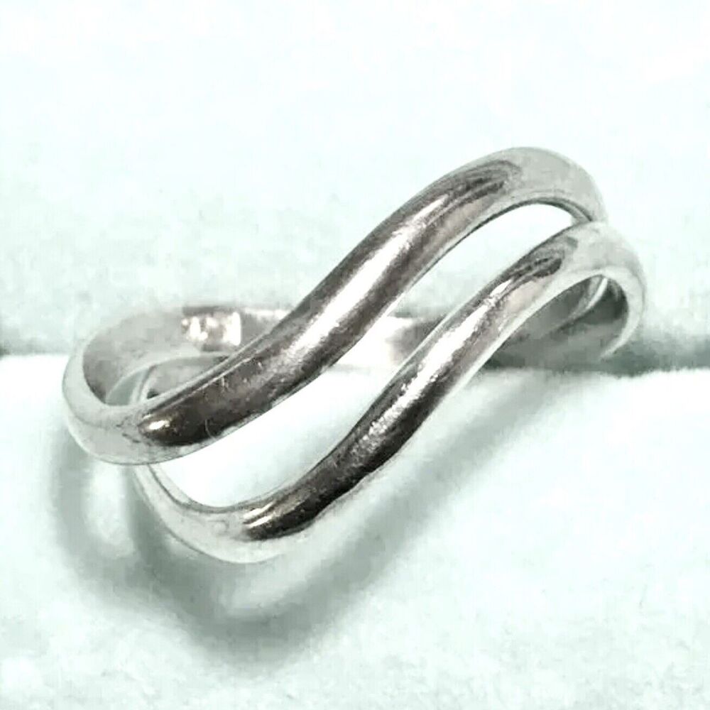 Sterling Silver Ring Set Wave Band Rings Size 7 Stacking Matching Couples Rings